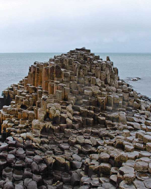 Exploring Giants Causeway and Northern Ireland 01